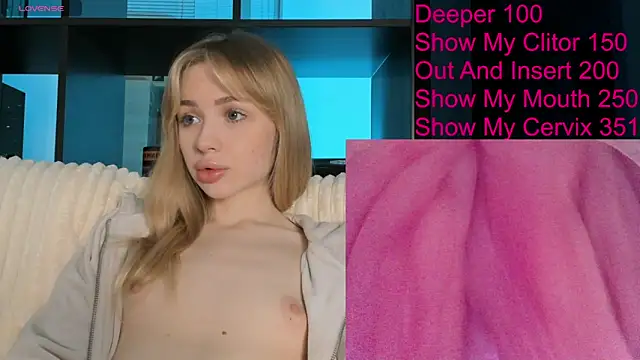 Snapshot of jannemary chatting on 09-30-25, 03:33 jannemary online show from 09-30-25, 03:33