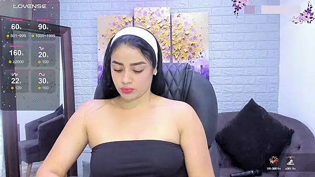 Snapshot of Paula_Desousa chatting on 02-24-25, 07:41 Paula Desousa online show from 02-24-25, 07:41