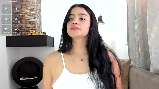 Snapshot of Paula_Desousa chatting on 09-19-25, 07:36 Paula Desousa online show from 09-19-25, 07:36