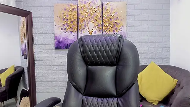 Snapshot of Paula_Desousa chatting on 11-09-25, 05:44 Paula Desousa online show from 11-09-25, 05:44