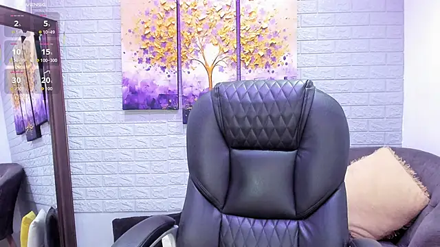 Snapshot of Paula_Desousa chatting on 11-29-25, 07:28 Paula Desousa online show from 11-29-25, 07:28