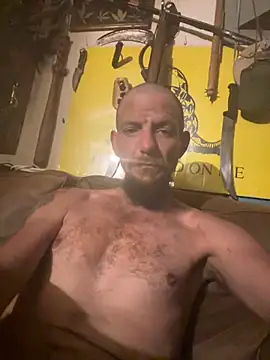 Snapshot of 420rickie420 chatting on 03-18-25, 03:42 420rickie420 online show from 03-18-25, 03:42