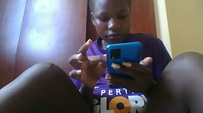 prettychic5 online show from 12-23-24, 09:05