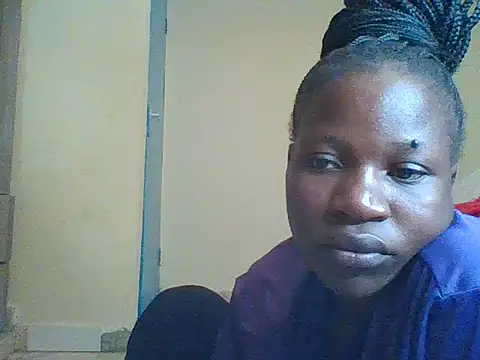 prettychic5 online show from 11-19-25, 07:30