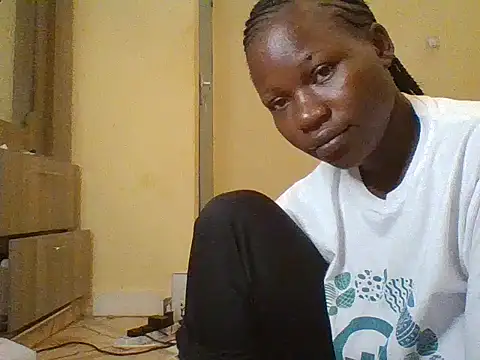 prettychic5 online show from 02-16-26, 07:26