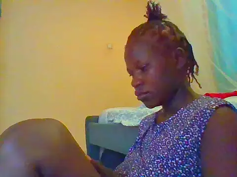 prettychic5 online show from 05-06-26, 07:02