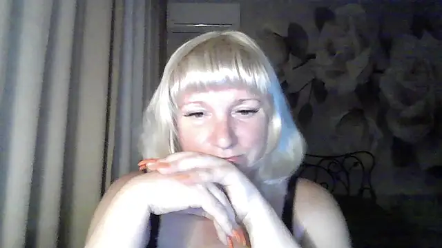 Snapshot of MeilomaWesa chatting on 06-08-26, 04:29 MeilomaWesa online show from 06-08-26, 04:29