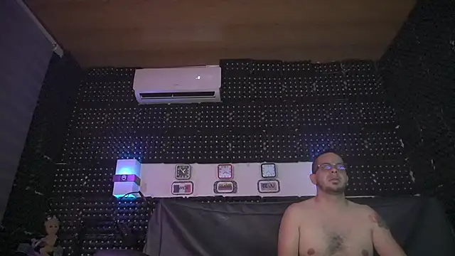 Dulce yors online show from 12-24-24, 12:22