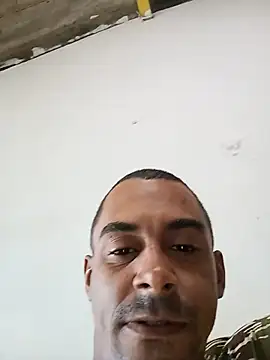 Snapshot of RoludoDF chatting on 06-10-26, 12:15 RoludoDF online show from 06-10-26, 12:15