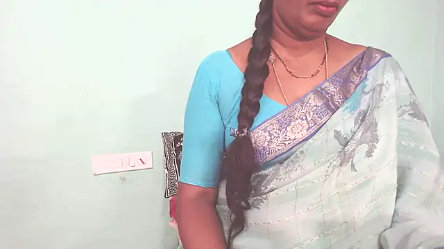Snapshot of shrutitelugu69 chatting on 04-27-26, 05:11 shrutitelugu69 online show from 04-27-26, 05:11