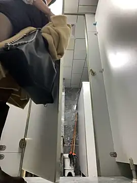 Snapshot of Asia-Lynn chatting on 12-05-24, 05:50 Asia-Lynn online show from 12-05-24, 05:50