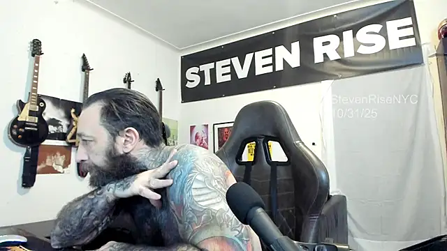 StevenRiseNYC online show from 10-31-25, 02:40