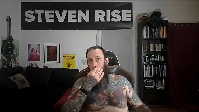 Snapshot of StevenRiseNYC chatting on 06-24-26, 12:26 StevenRiseNYC online show from 06-24-26, 12:26