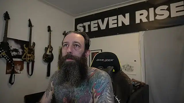 Snapshot of StevenRiseNYC chatting on 07-10-26, 12:30 StevenRiseNYC online show from 07-10-26, 12:30