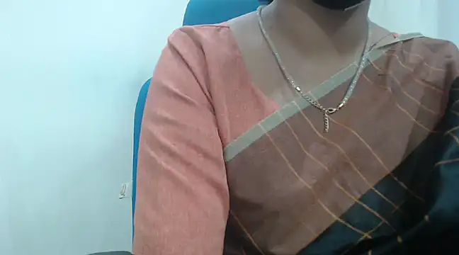 Snapshot of Lovely_Siri_23 chatting on 01-15-25, 03:54 Lovely Siri 23 online show from 01-15-25, 03:54