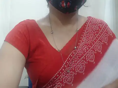 Snapshot of Lovely_Siri_23 chatting on 11-17-25, 03:07 Lovely Siri 23 online show from 11-17-25, 03:07