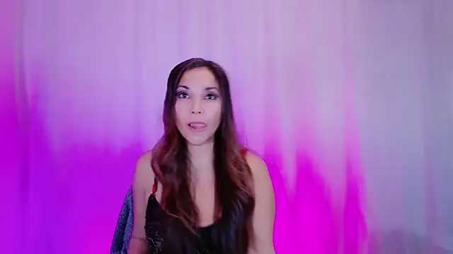 DivineLynn online show from 02-02-25, 03:17