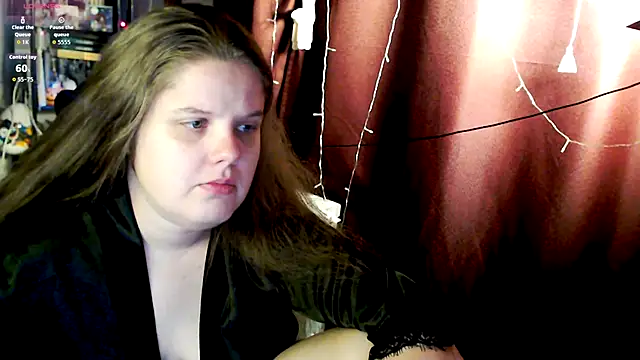 Snapshot of so_cute777 chatting on 11-12-25, 12:44 so cute777 online show from 11-12-25, 12:44