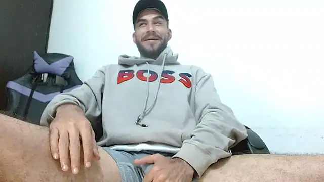 Snapshot of Money_For_masterCody chatting on 03-21-25, 04:06 Money For masterCody online show from 03-21-25, 04:06