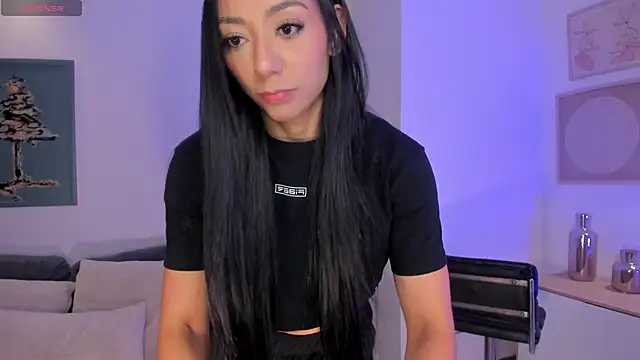 LizzHamilton   online show from 02-05-26, 01:16