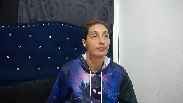 anyu1306 online show from 12-16-24, 04:13