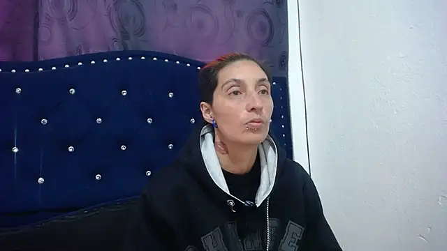 anyu1306 online show from 12-17-24, 05:36