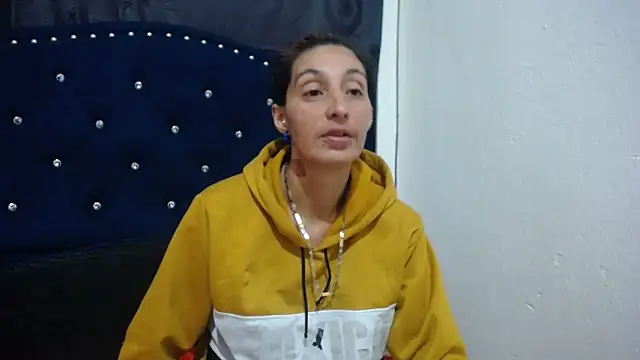 anyu1306 online show from 12-24-24, 08:22