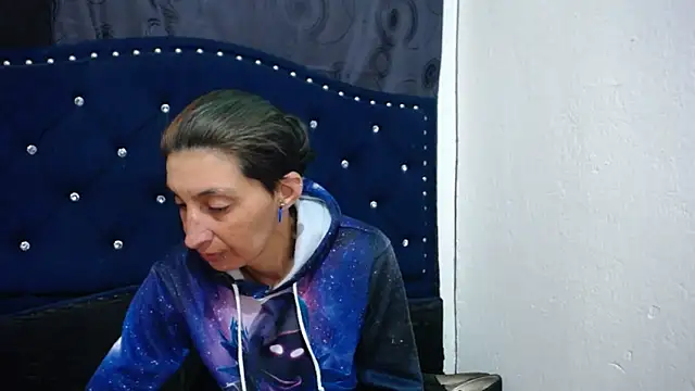 anyu1306 online show from 03-22-25, 08:18