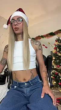 Snapshot of Miss_sagitario chatting on 12-17-25, 12:11 Miss sagitario online show from 12-17-25, 12:11