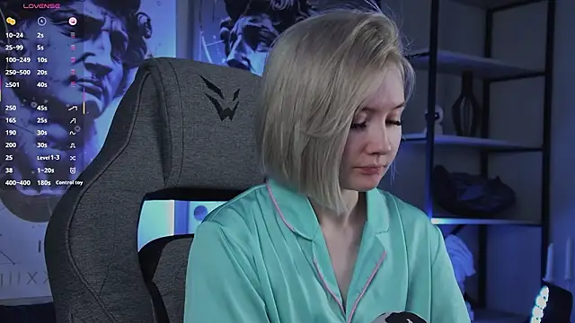 ReiYosimoto online show from 02-22-26, 05:44