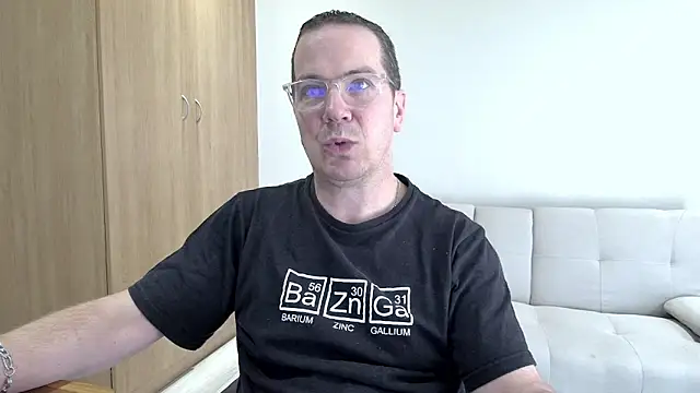 BrettJ81 online show from 04-10-26, 01:27