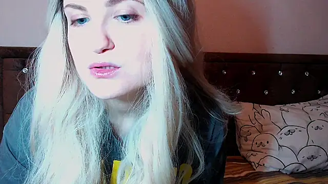 Sara4uu online show from 12-04-25, 10:29