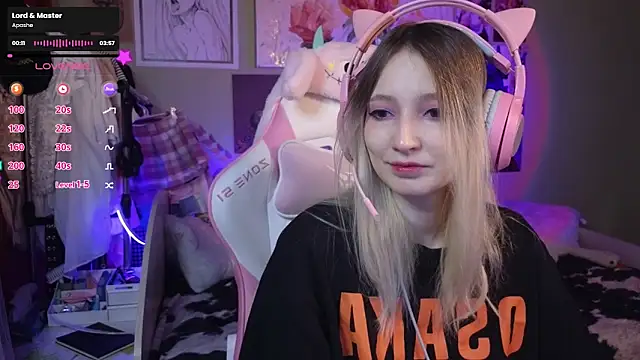 Evie Ro online show from 02-04-25, 08:17