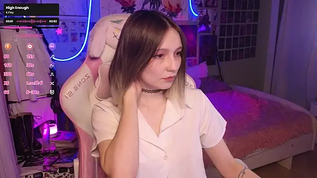 Evie Ro online show from 10-17-25, 12:25