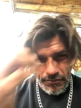 kvr27 online show from 10-27-25, 01:15