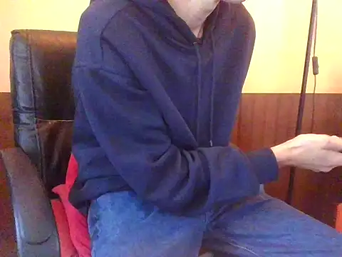 Snapshot of MisterMister45 chatting on 07-10-26, 01:36 MisterMister45 online show from 07-10-26, 01:36