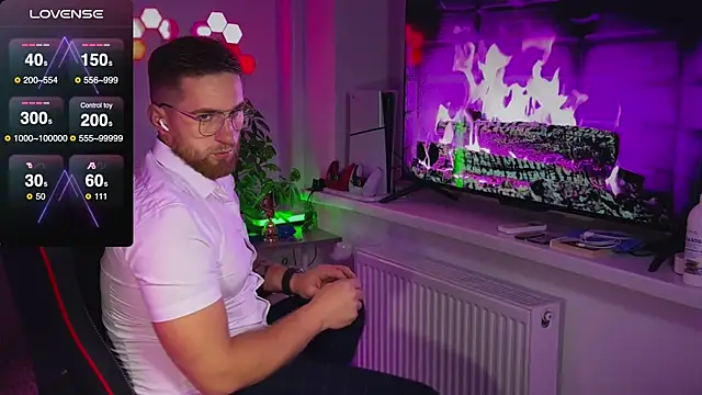 Sweeet  boy online show from 11-18-25, 04:33