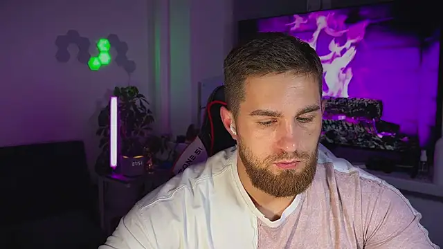 Sweeet  boy online show from 12-20-25, 04:52