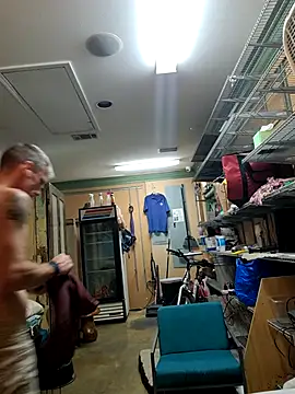 leahcimnikral online show from 10-06-25, 12:41