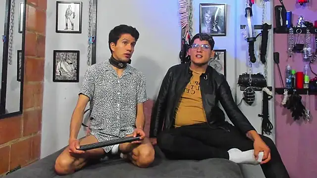 Snapshot of dom2travelersss chatting on 03-14-25, 02:08 dom2travelersss online show from 03-14-25, 02:08