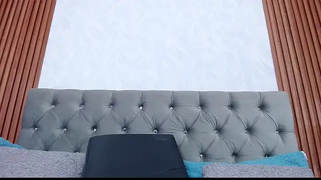 gisellsaenz online show from 09-08-25, 07:35