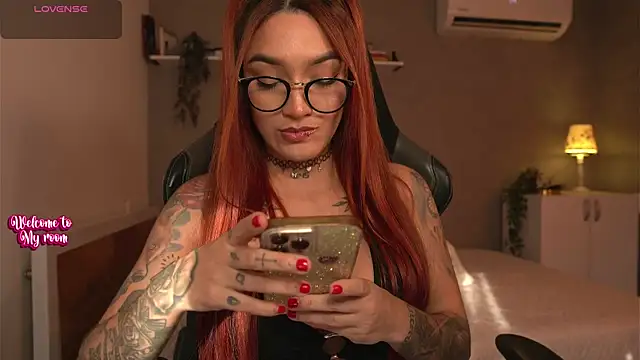 DaniDusan  online show from 02-01-25, 10:02