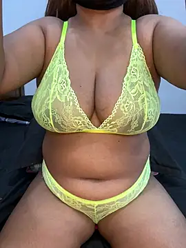 Snapshot of VINDY- chatting on 02-28-26, 04:35 VINDY- online show from 02-28-26, 04:35