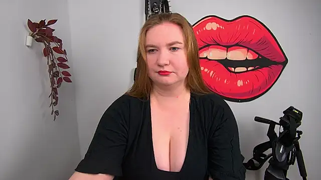 Snapshot of LaraDream chatting on 06-03-26, 02:55 LaraDream online show from 06-03-26, 02:55