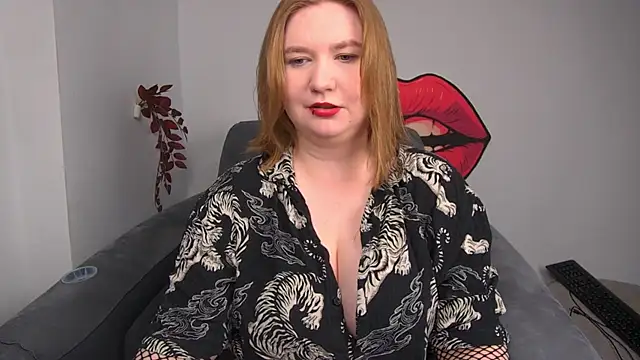 LaraDream online show from 07-31-26, 02:05