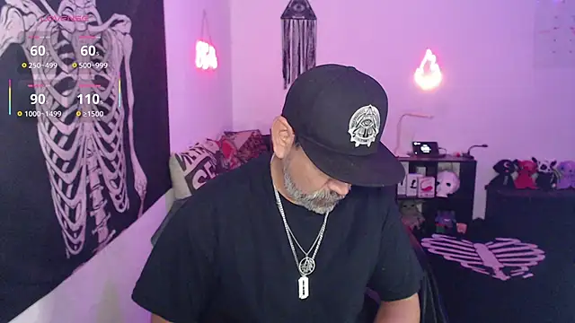 Snapshot of soyelcarlitos_ chatting on 06-14-26, 06:15 soyelcarlitos online show from 06-14-26, 06:15