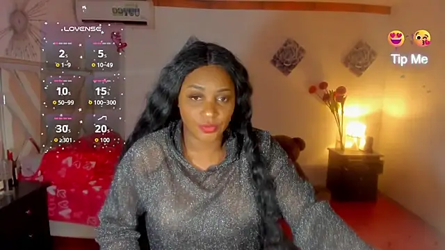 Snapshot of Miagrace chatting on 06-11-26, 10:41 Miagrace online show from 06-11-26, 10:41