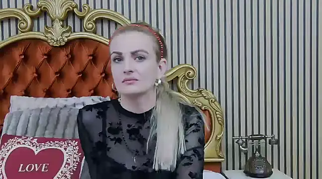 Snapshot of RubyJenner chatting on 02-28-25, 11:45 RubyJenner online show from 02-28-25, 11:45